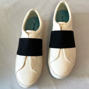 SeaVees leather sneaker
